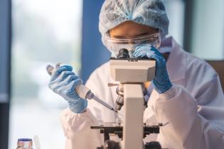 생산을 넘어  인재를 키우고  바이오 초격차  시대를 여는, IFEZ (사진)