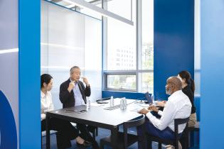 INTRO-DUCING  THE GLOBAL  CAMPUS IN IFEZ (사진)