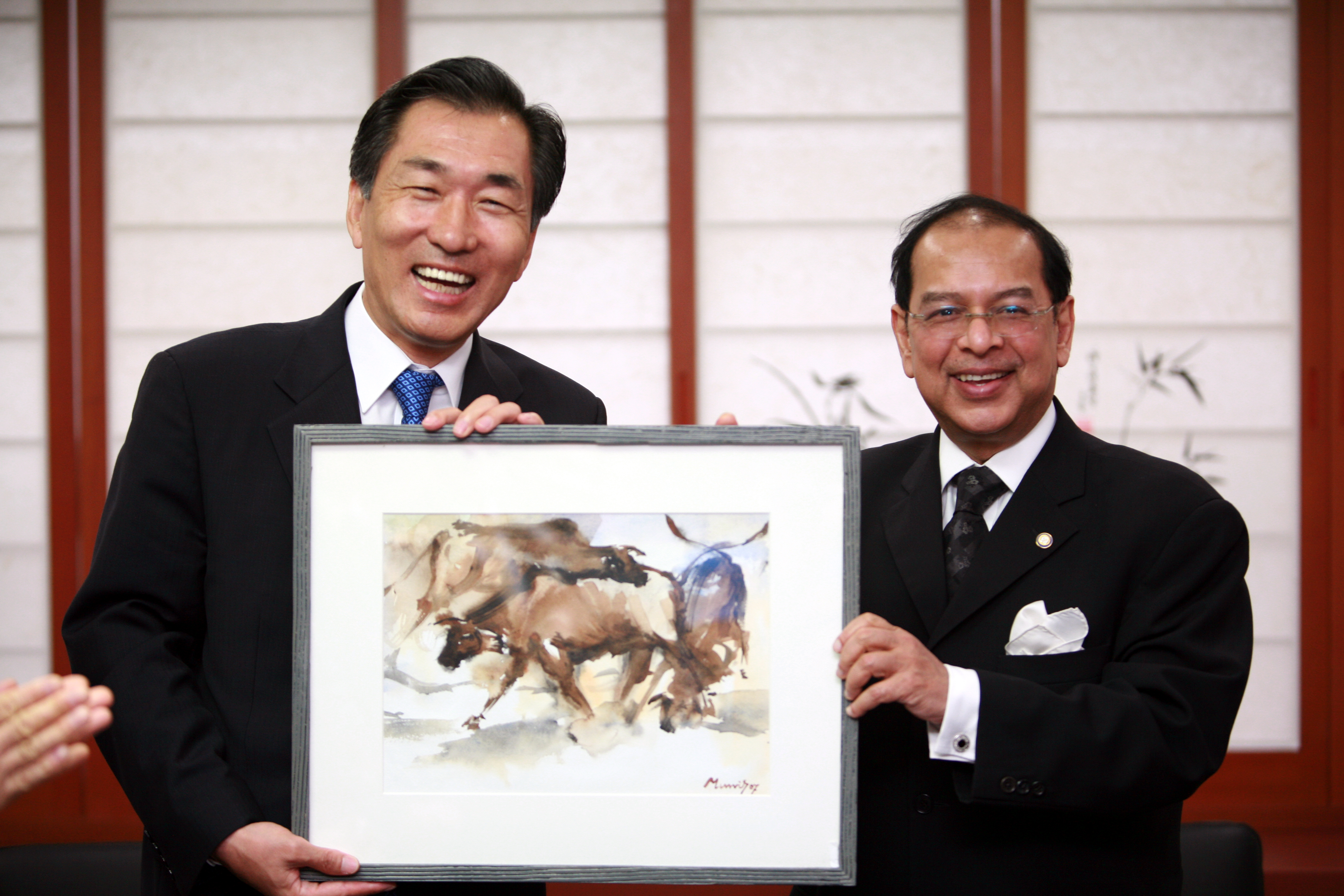 (070606)방글라데시 외무부장관 일행 IFEZ 방문(038272)-원본