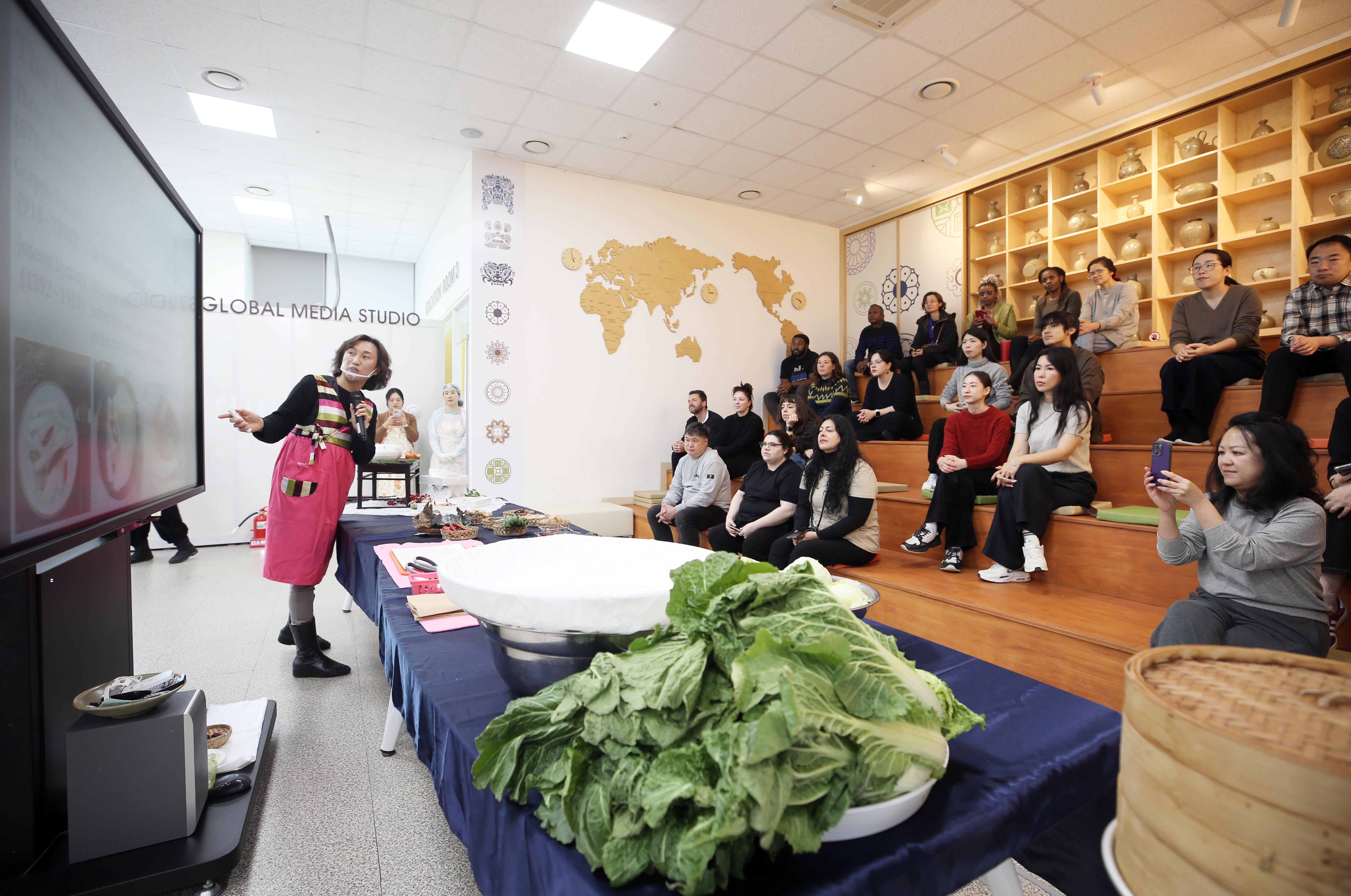 (241204)외국인 김장 체험 및 나눔 행사(3068)-원본