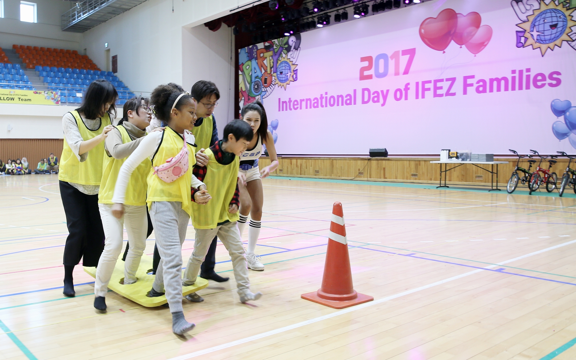 (171111)IFEZ 내외국인 체육대회(5034)-2000px