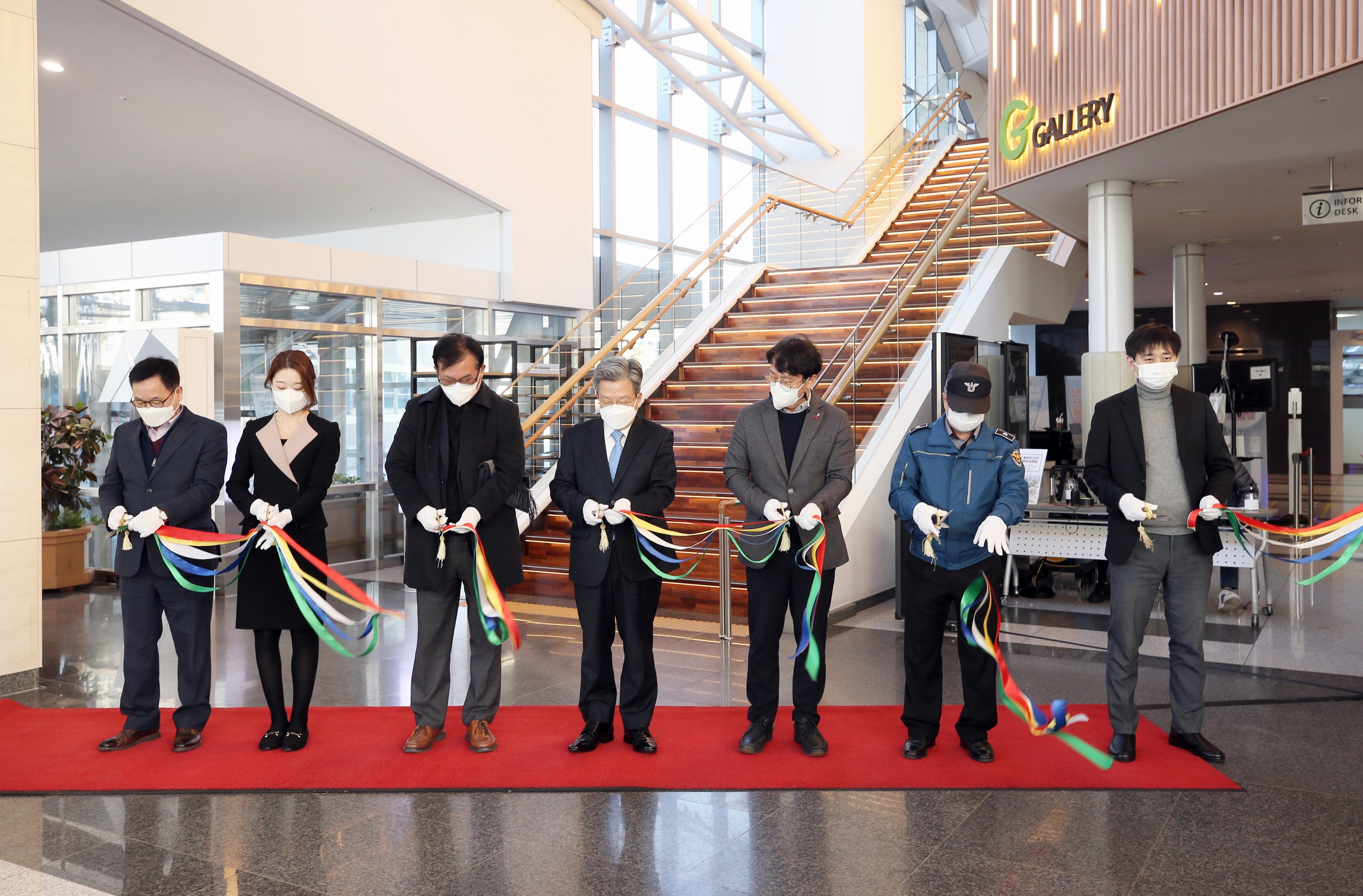 (211230) G타워 휴게공간 오픈 기념식(8427)-3000px