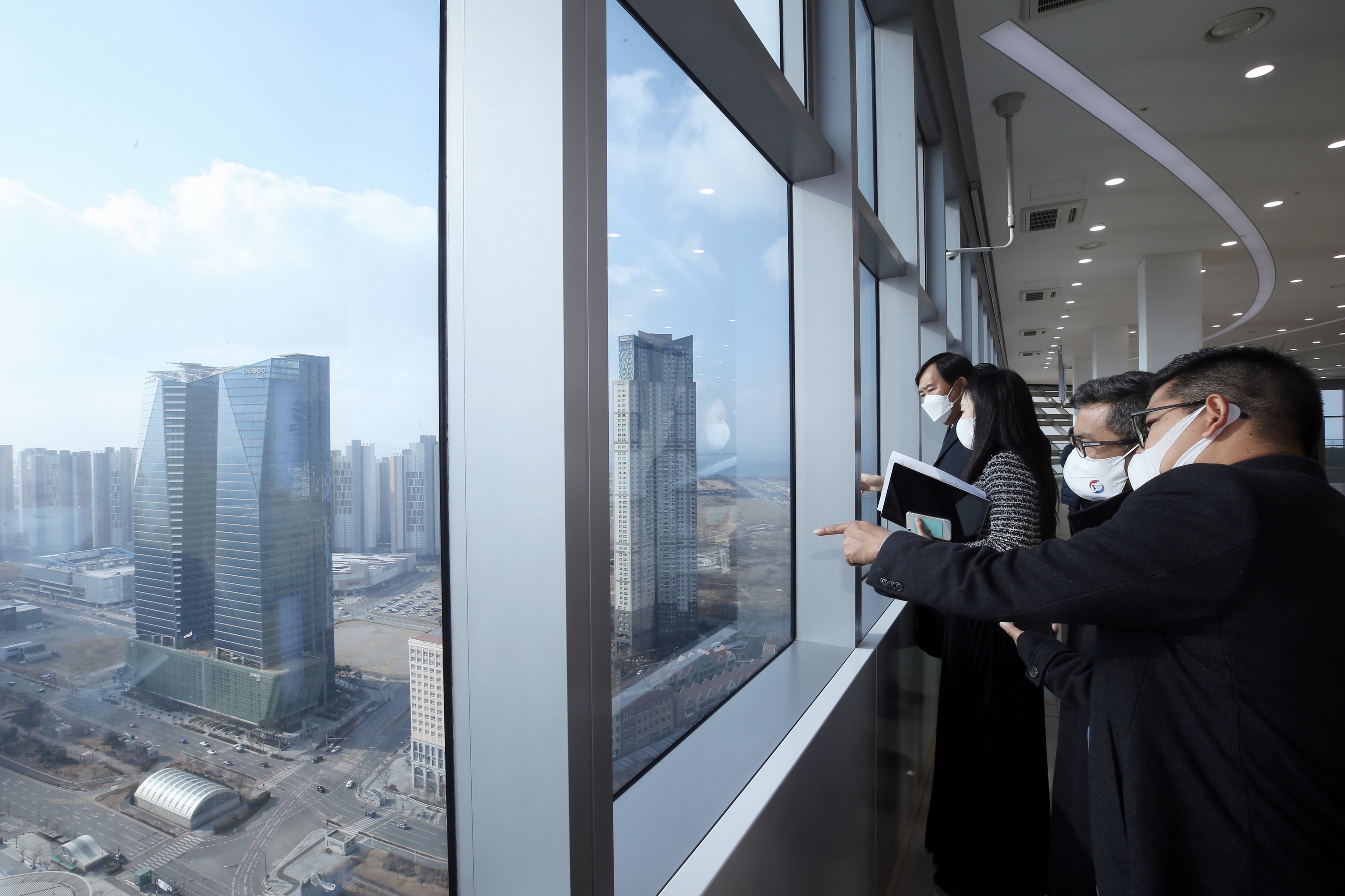 (220216)캄보디아 국회 외교위원장 일행 방문(0914)-4000px