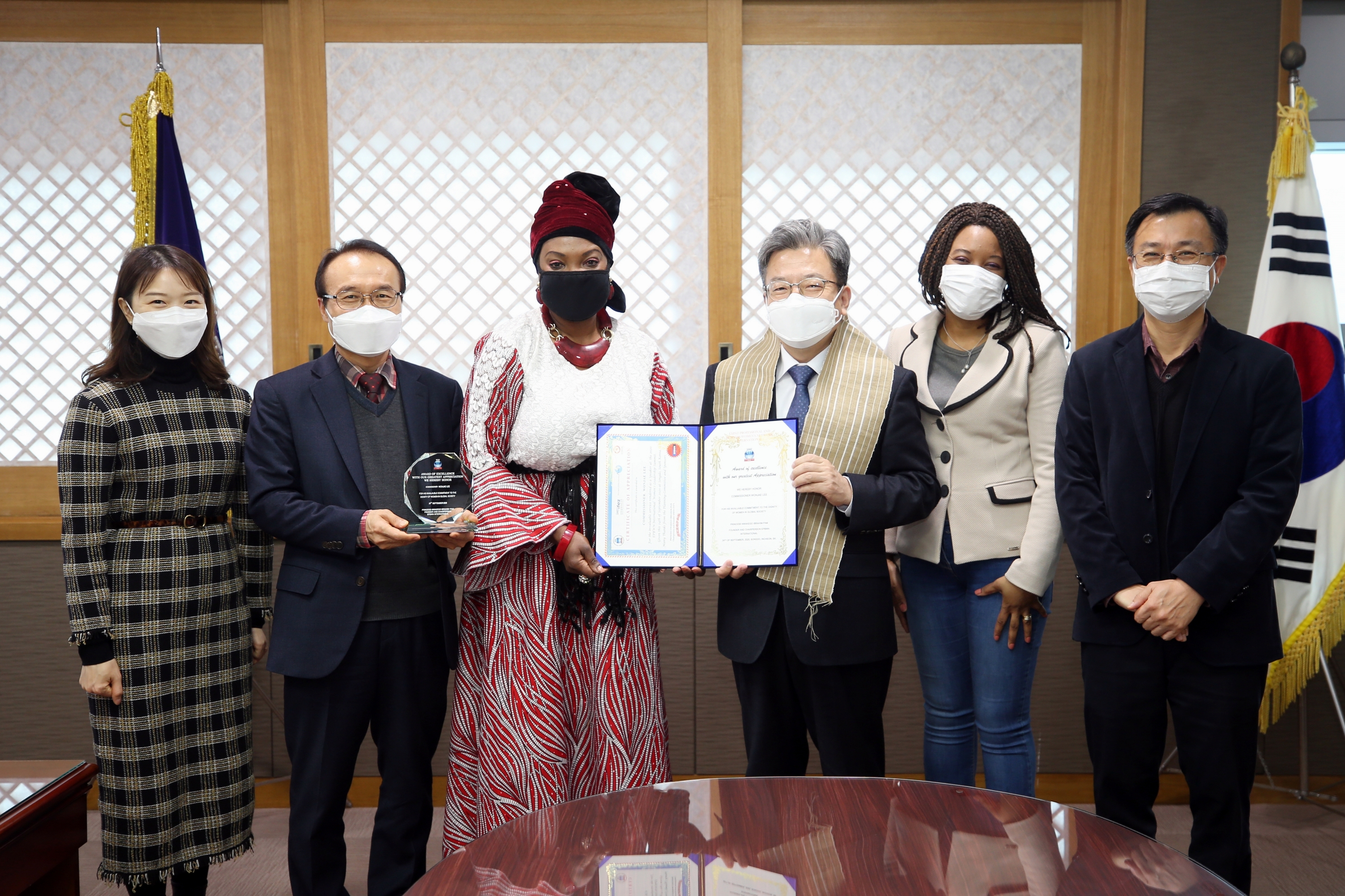 (201210)EPBWN 감사패 전달(9255)-3000px