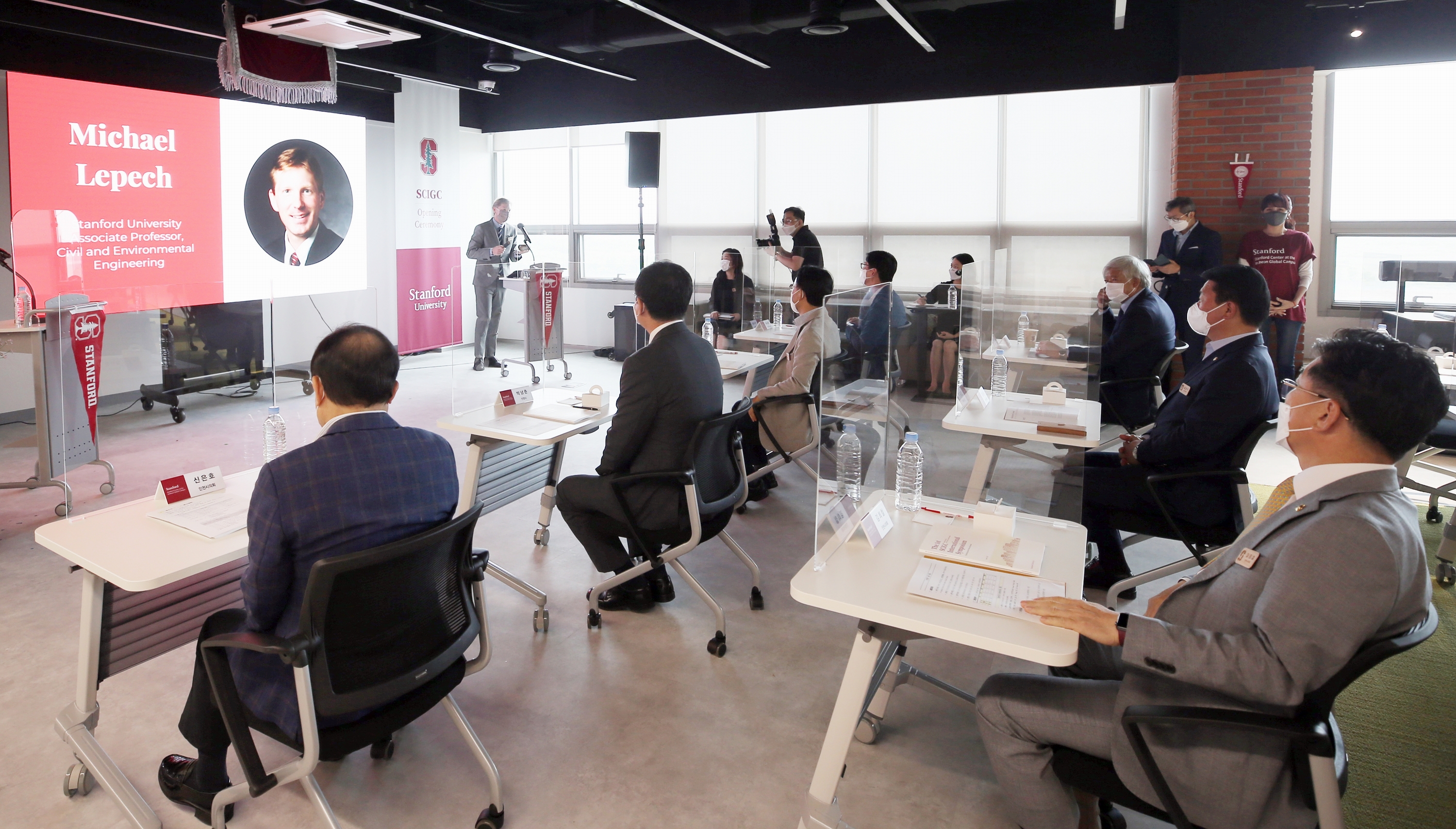 (210603)스탠포드 연구소 개소식(5730)-3000px