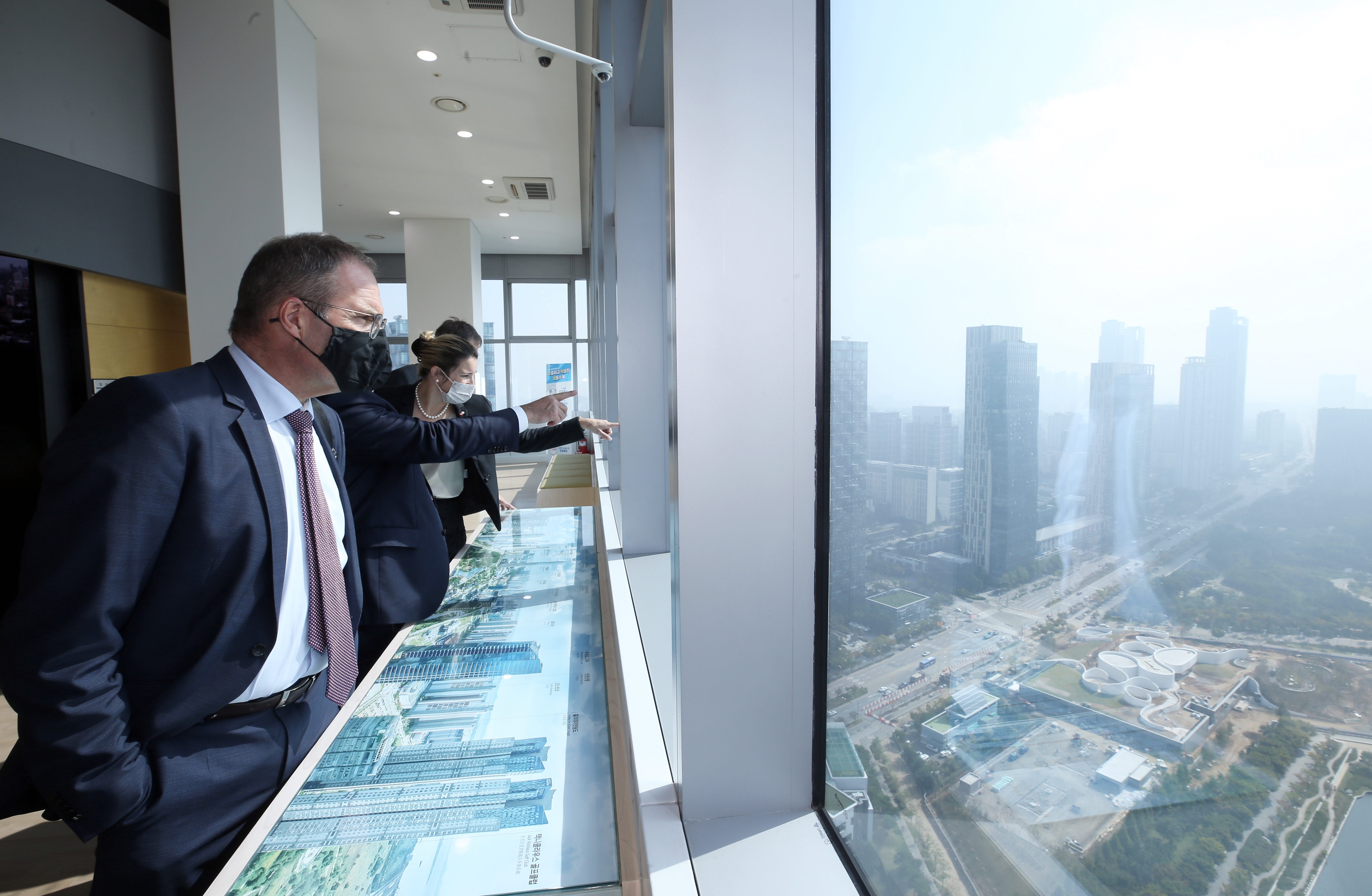 (220929)바젤투자청 대표단 방문(8929)-원본