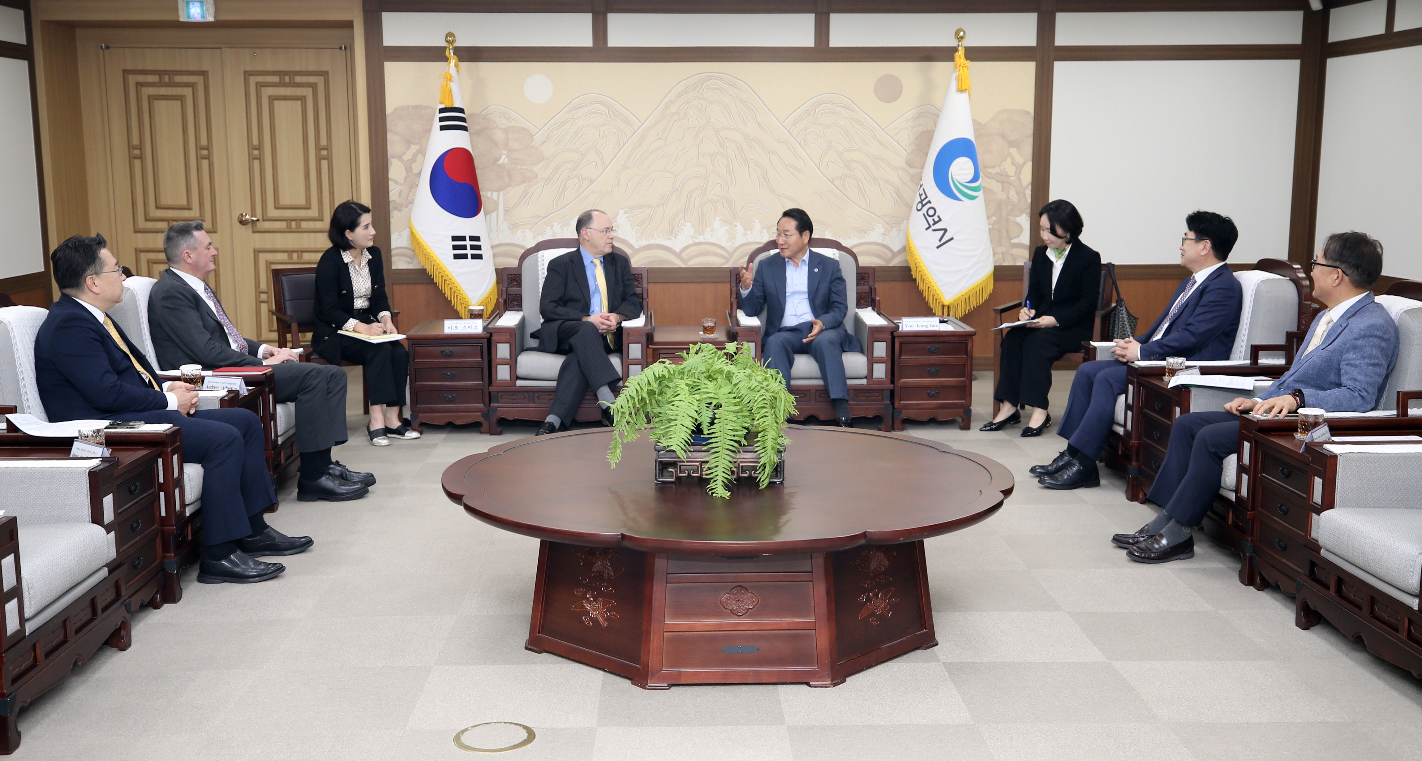 (240523)영국 사우스햄튼 대학교 MOU체결(7925)-원본