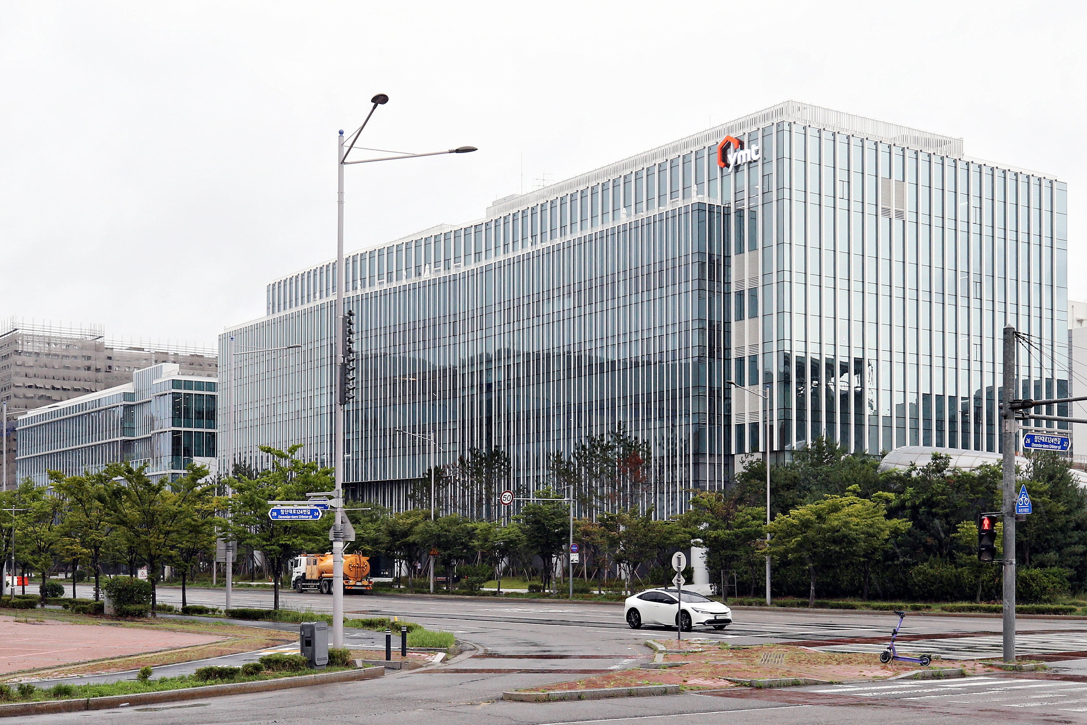 (250813)YMT 송도RnD센터 준공(7591)