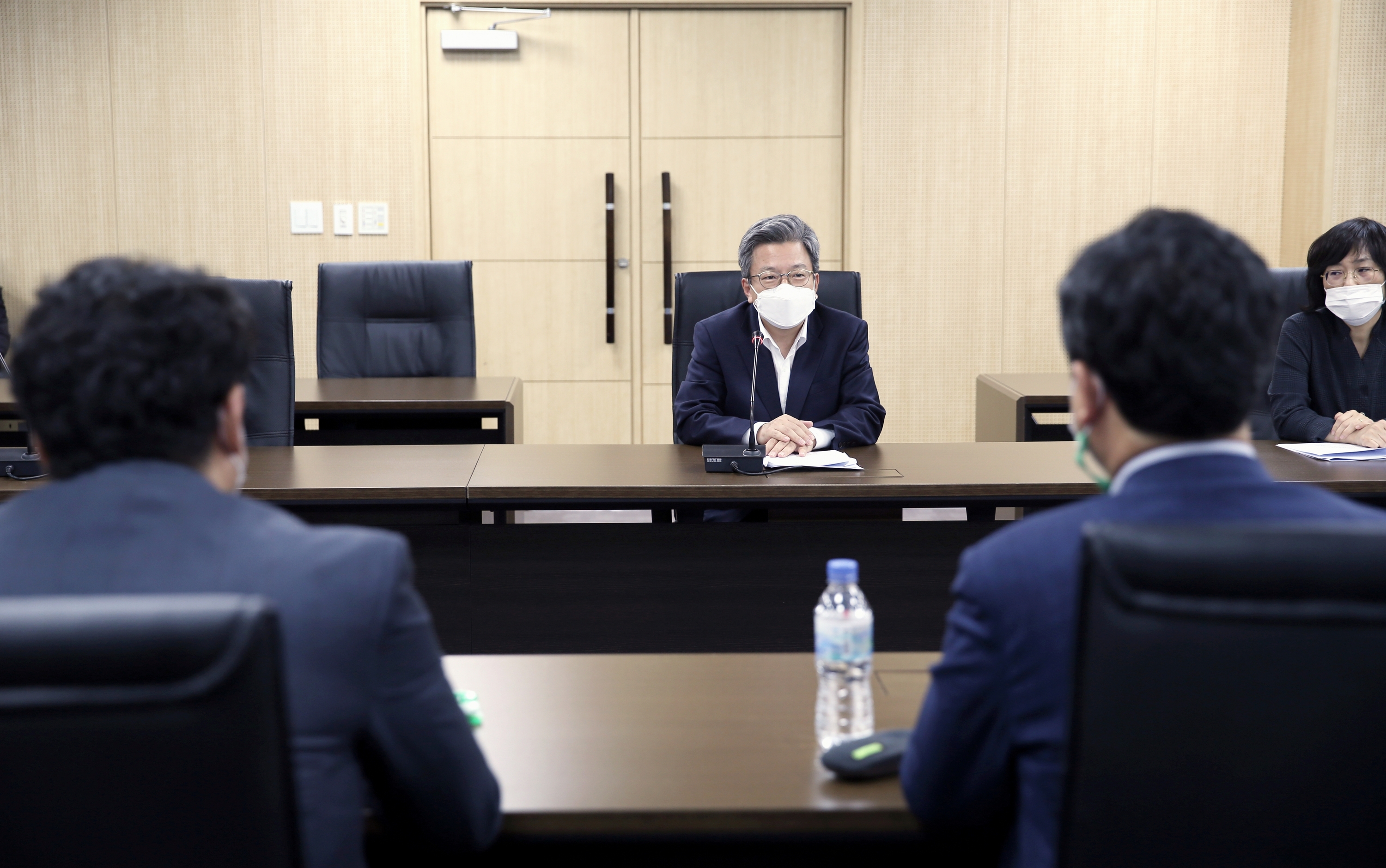 (201023)혁신형의사과학자 공동연구 사업단 간담회(5719)-3000px