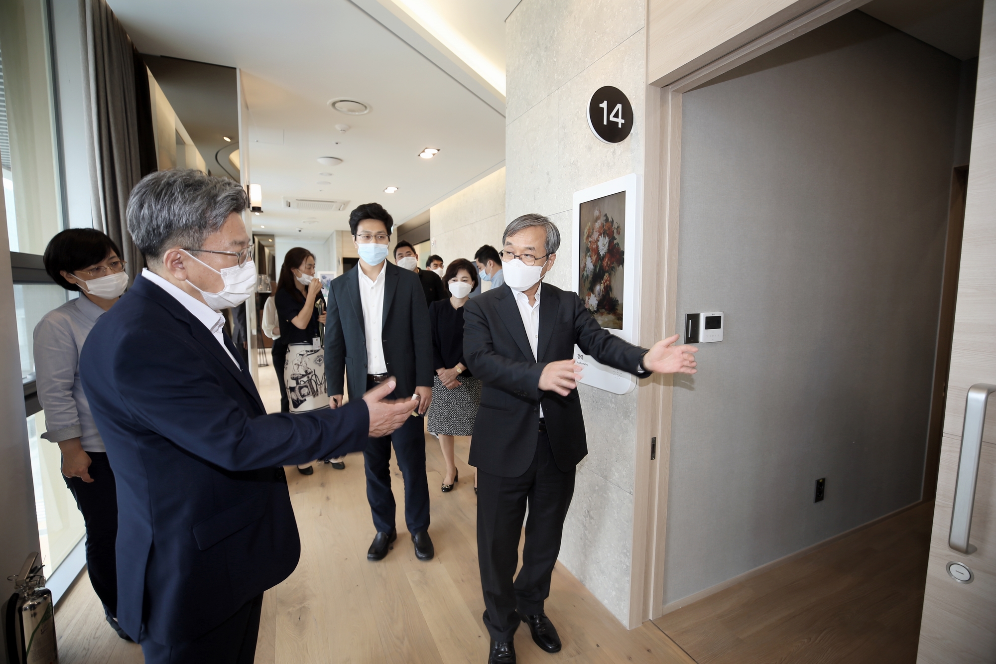 (200806)마크로젠 회장 면담(2004)-2000px