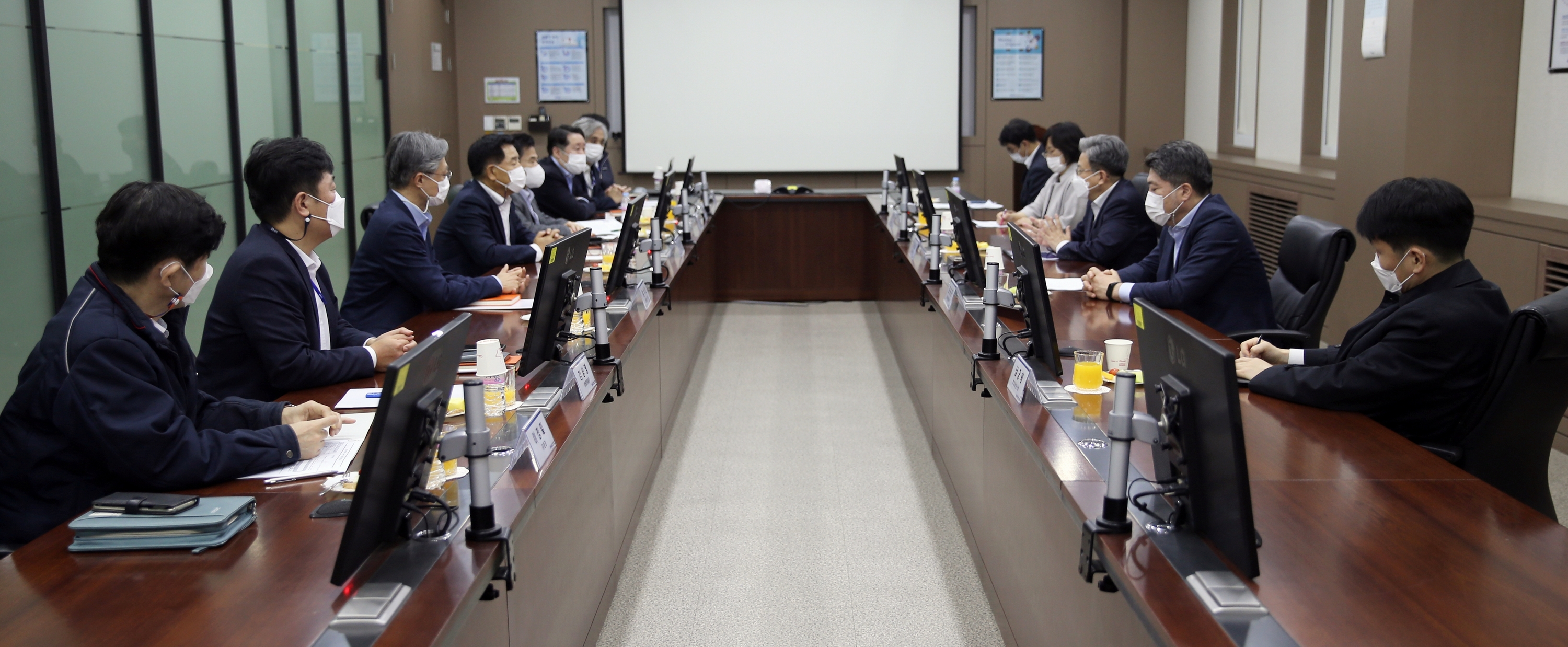 (201103)만도헬라일렉트로닉스 방문(7482)-3000px