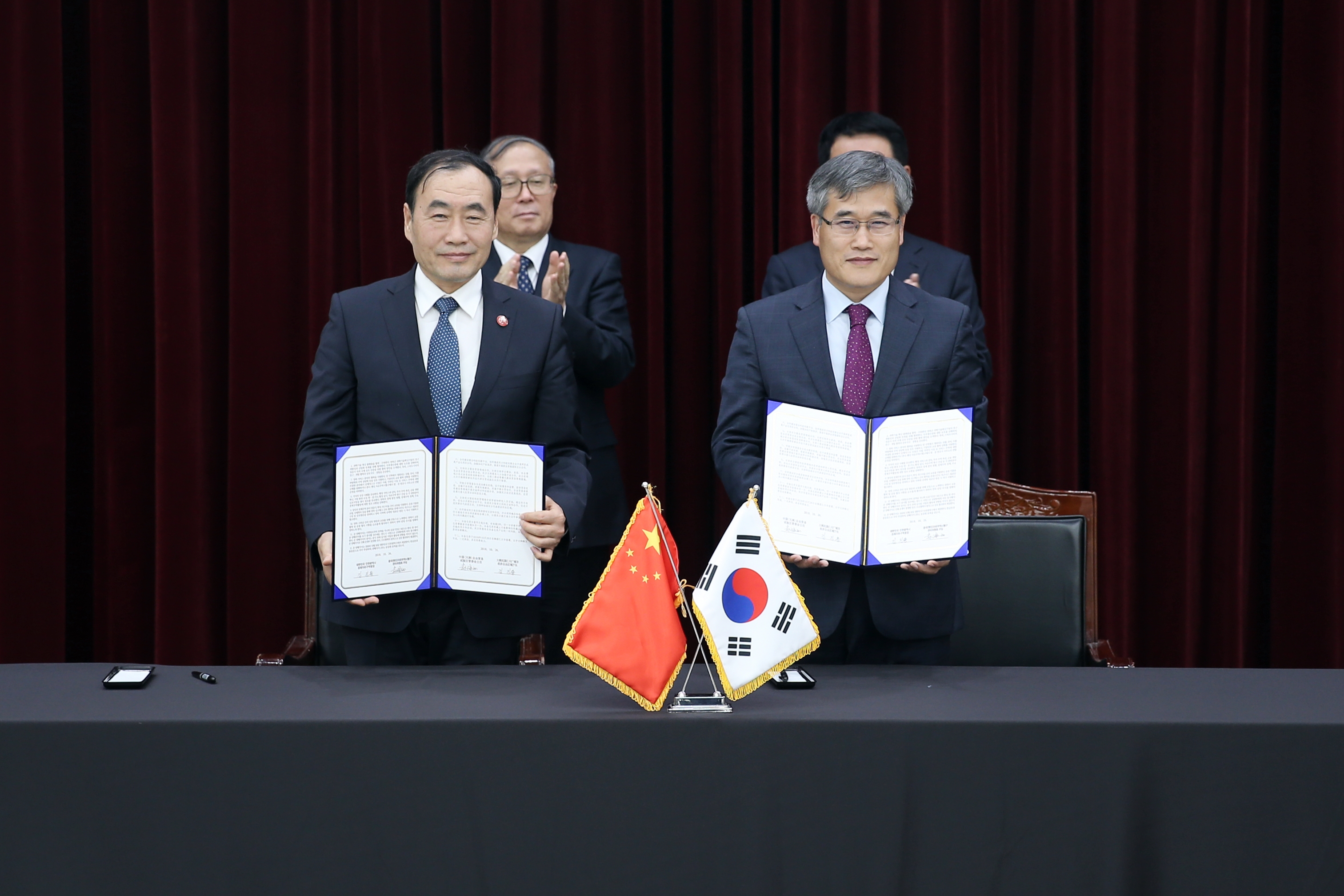 (181026)중국 톈진자유무역시범구와 심화협력 양해각서 체결(02)