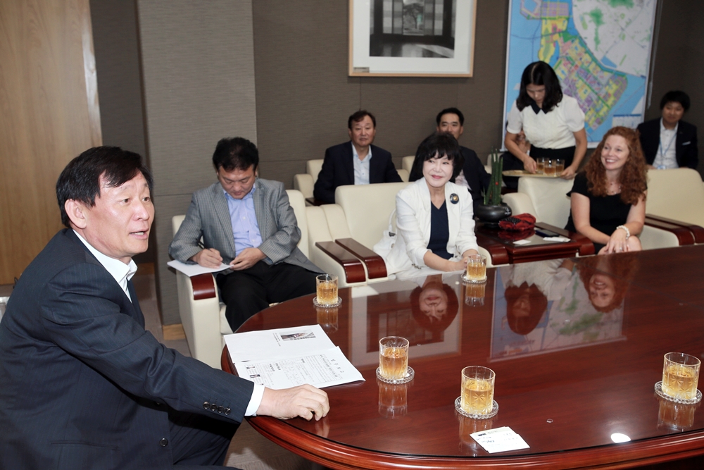 (150820)한국외국기업협회장 방문-(01)1000px