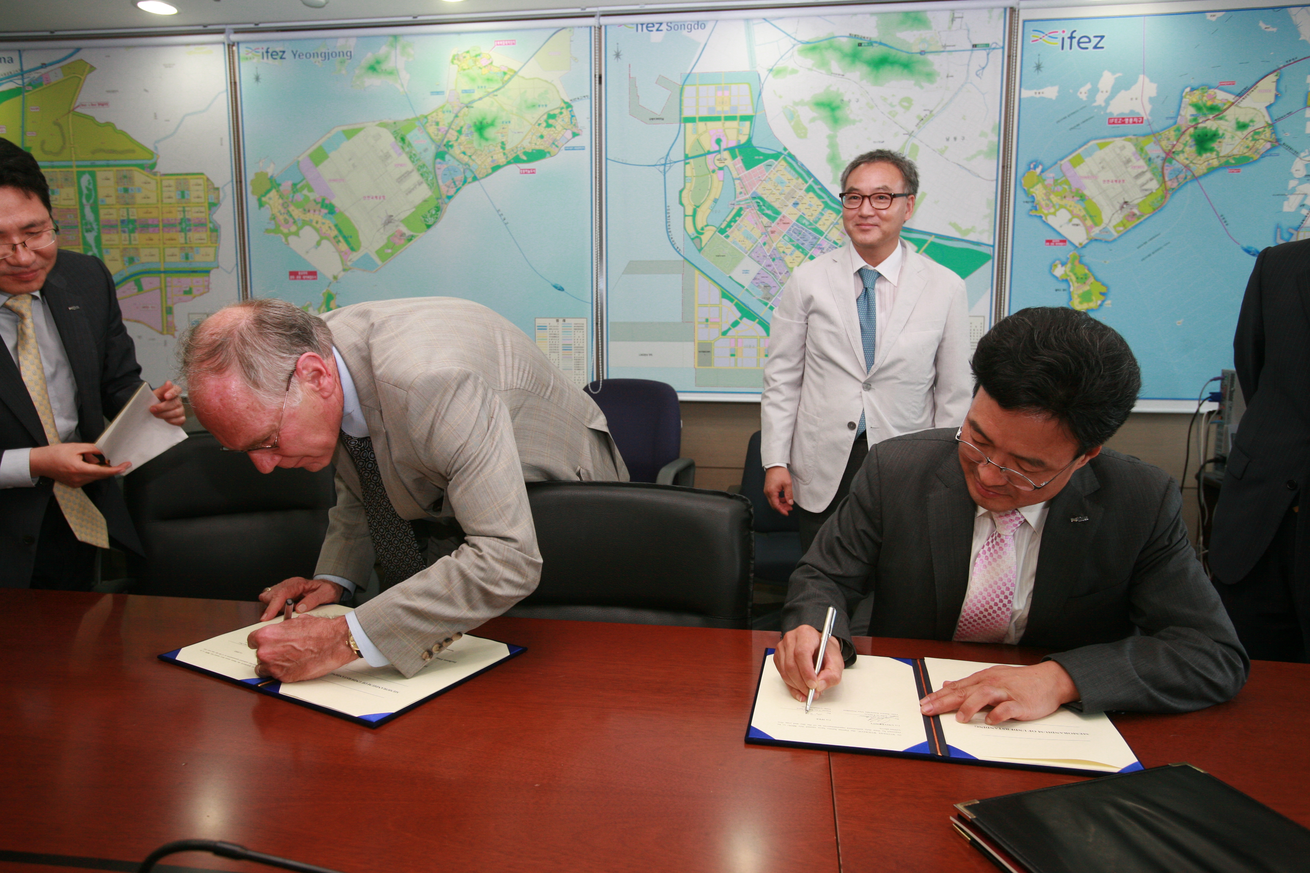 (100927)유타대학교 계약 체결(115854)-원본